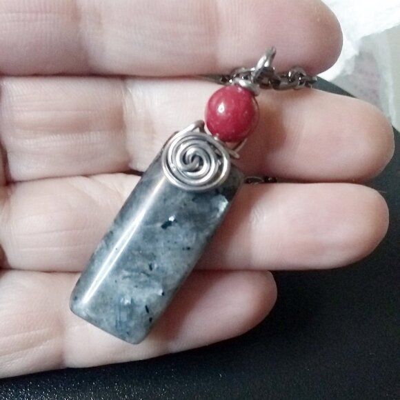 Black, Silver + Grey Norwegian Larvikite Bar Pendant + Gunmetal Black Chain - Picture 5 of 10